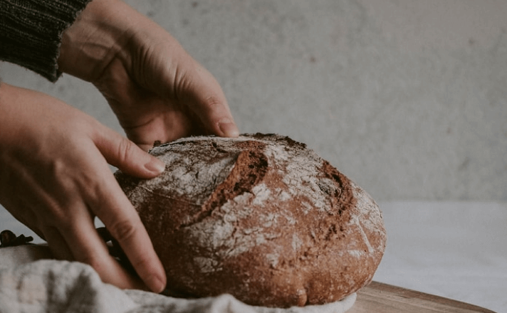 Artisan Sourdough Mastery: Wild Yeast, Ancient Grains & Dutch Oven Baking